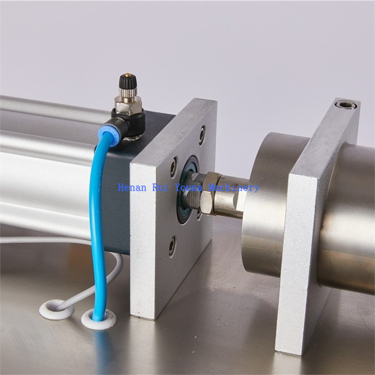 high viscosity liquid filling machine (5)
